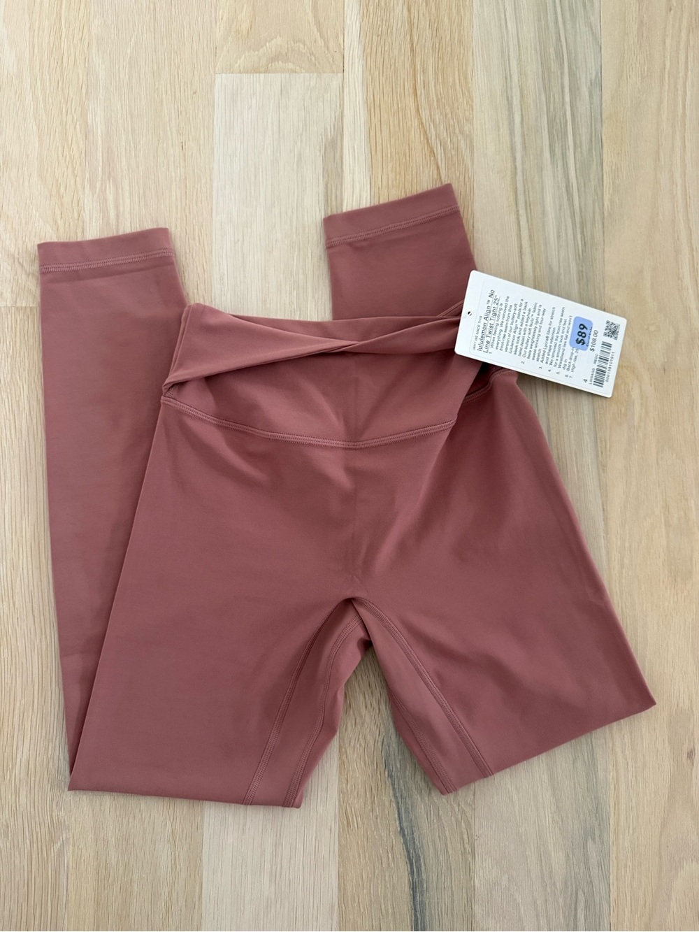 NEW Lululemon Align No Line Twist Tight 25” in Clay